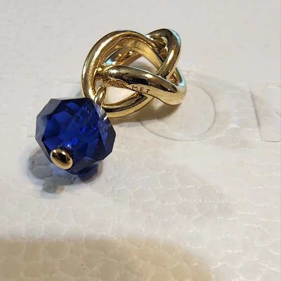 Pandora Moments September Birthstone Faceted Blue Eternity Circle Dangle Charm - Picture 6 of 6